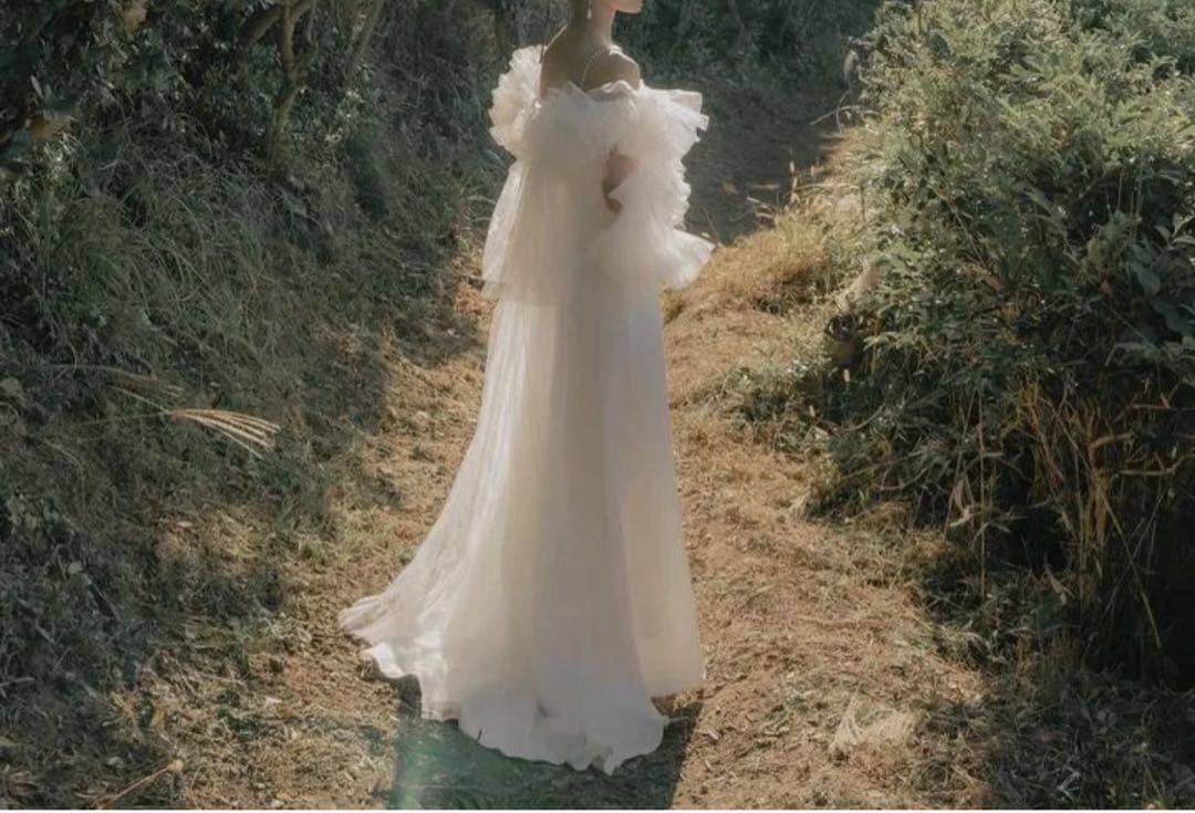 チュールウェディングドレス