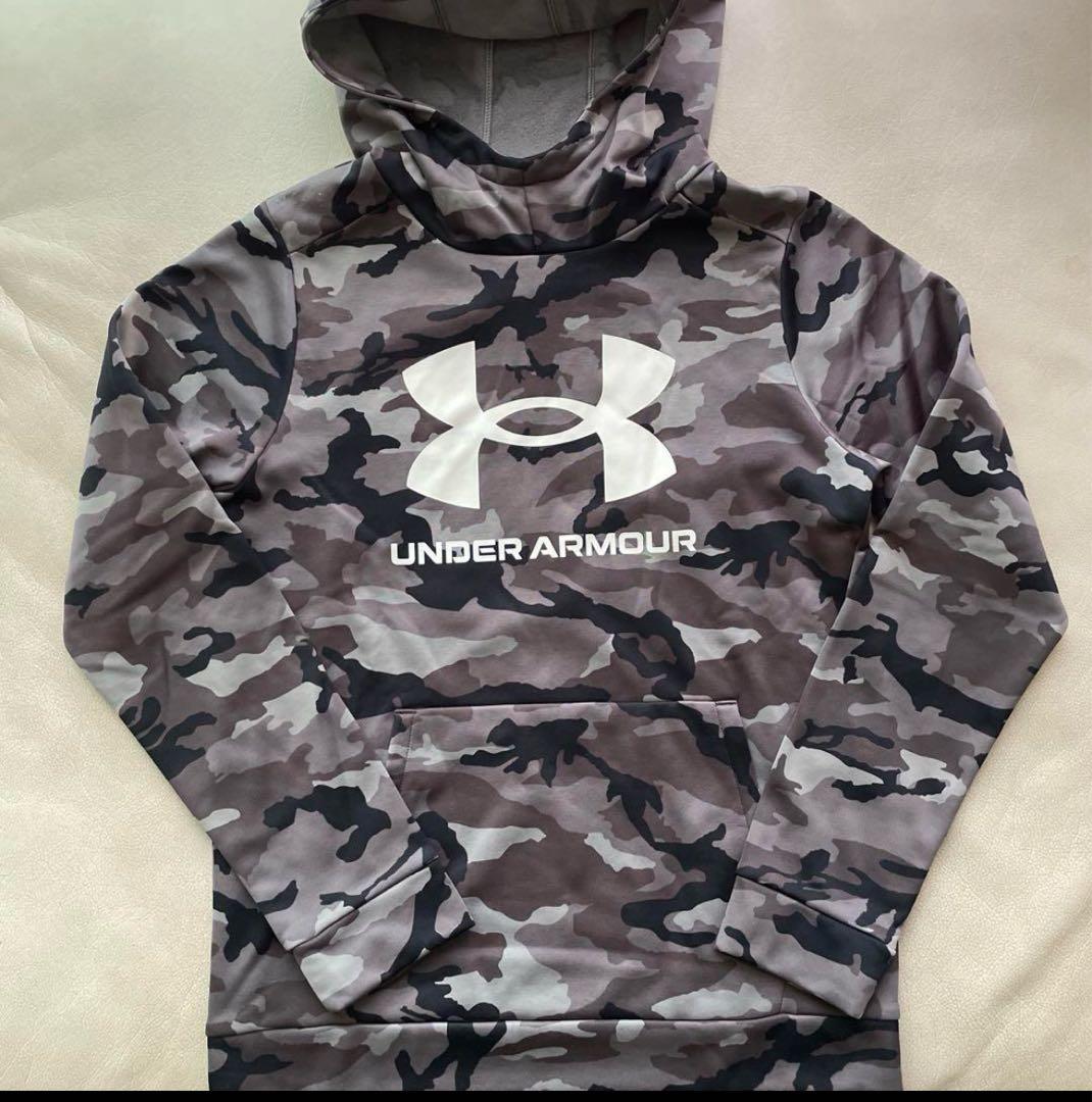 adidas 迷彩フード付きトレーナー他