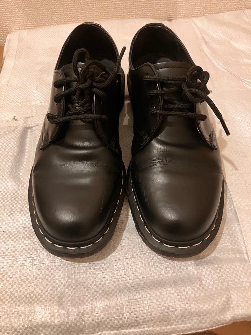 ドクターマーチン Dr.Martens ホワイトステッチ