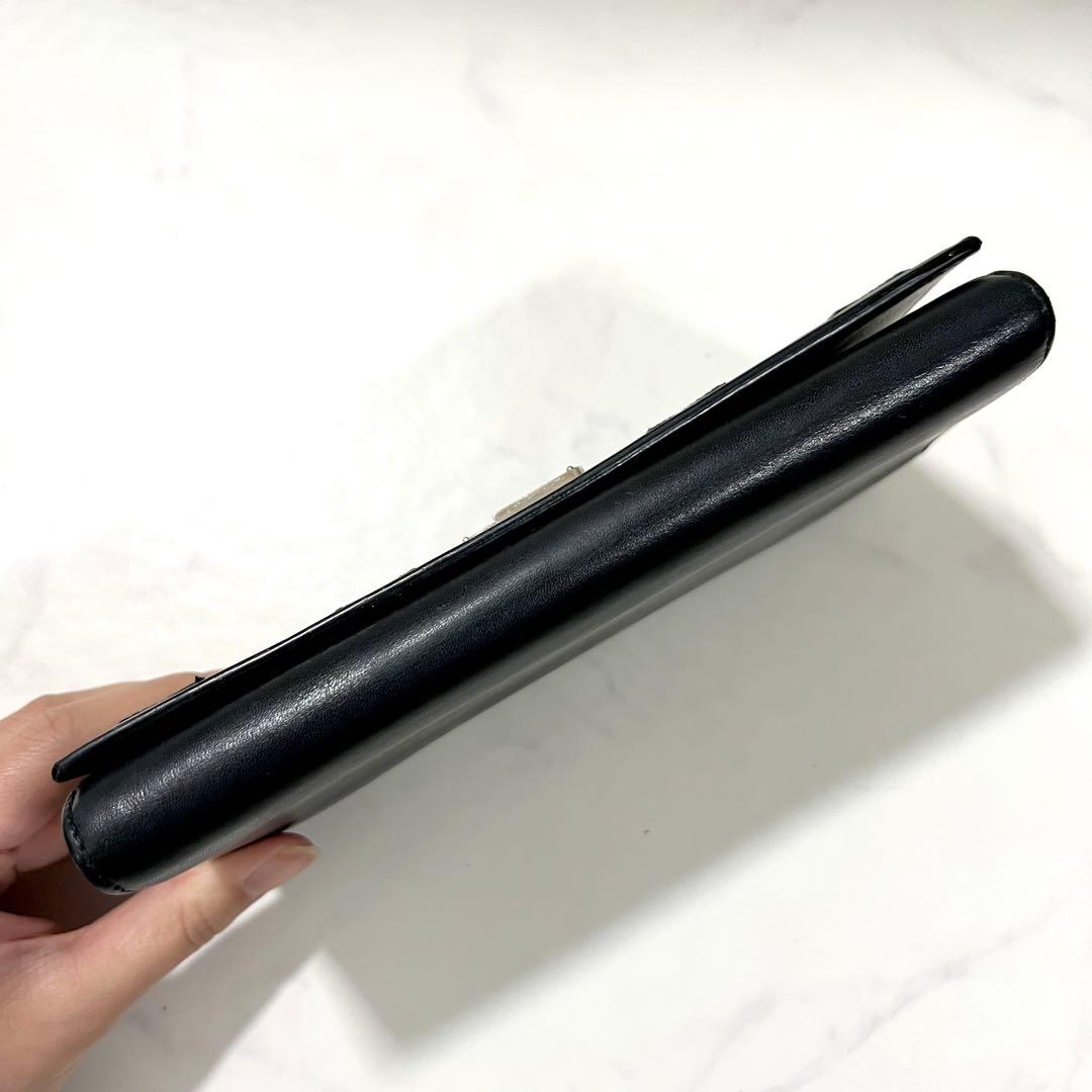 美品 Saint Laurent サンローラン 長財布 レザー 星 ロゴ金具 黒