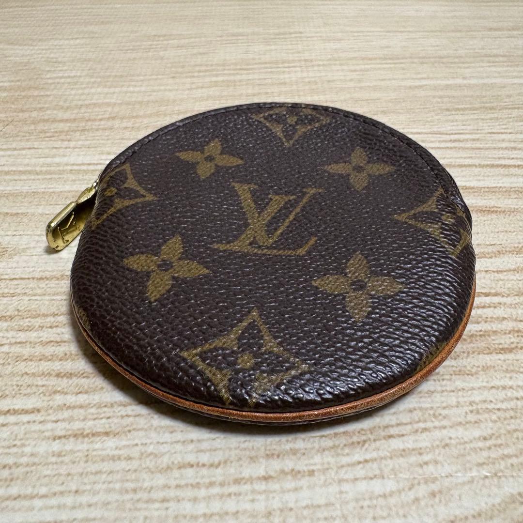 美品！Louis Vuitton モノグラム ケース ルイヴィトン 丸形