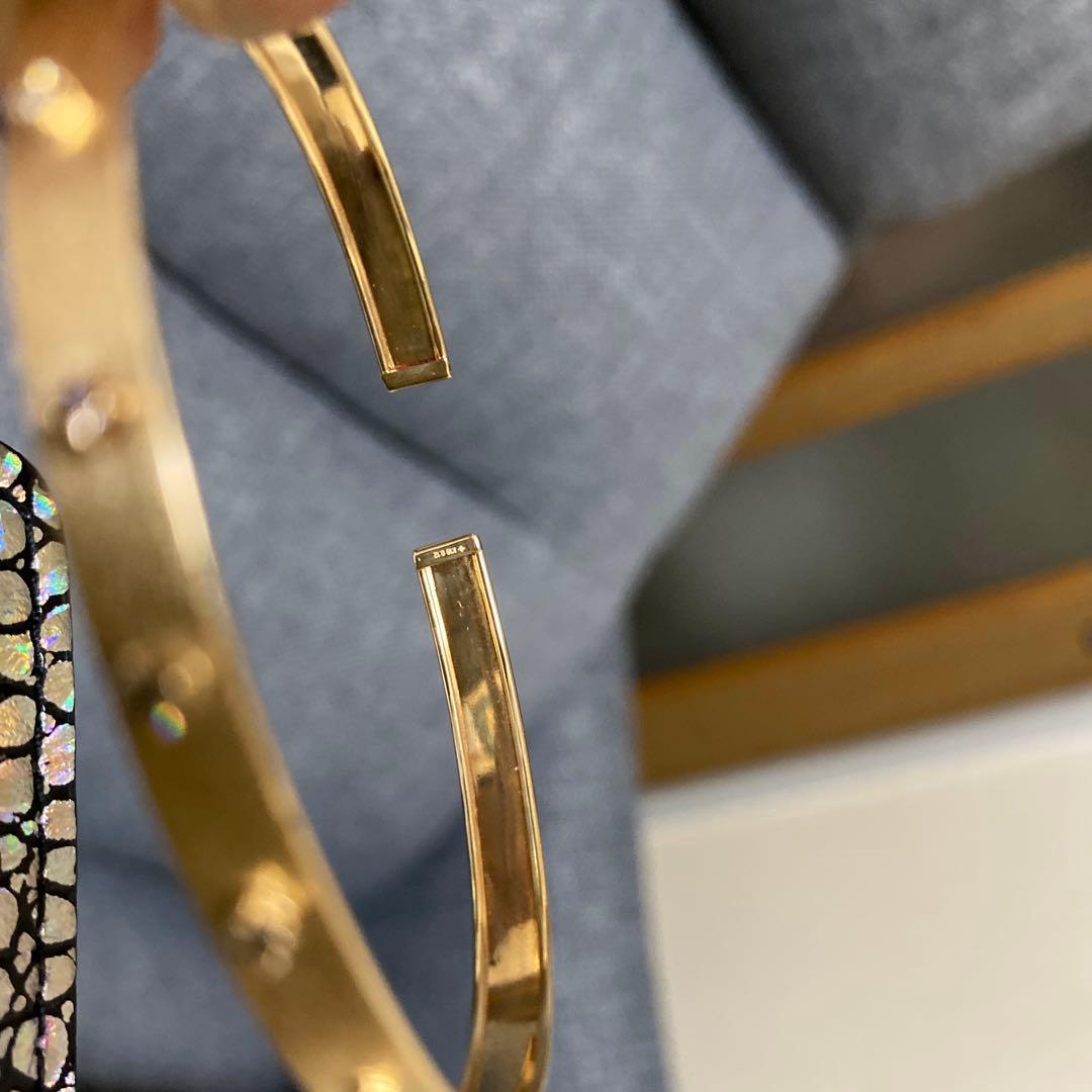 K18バングルブラウンダイヤ