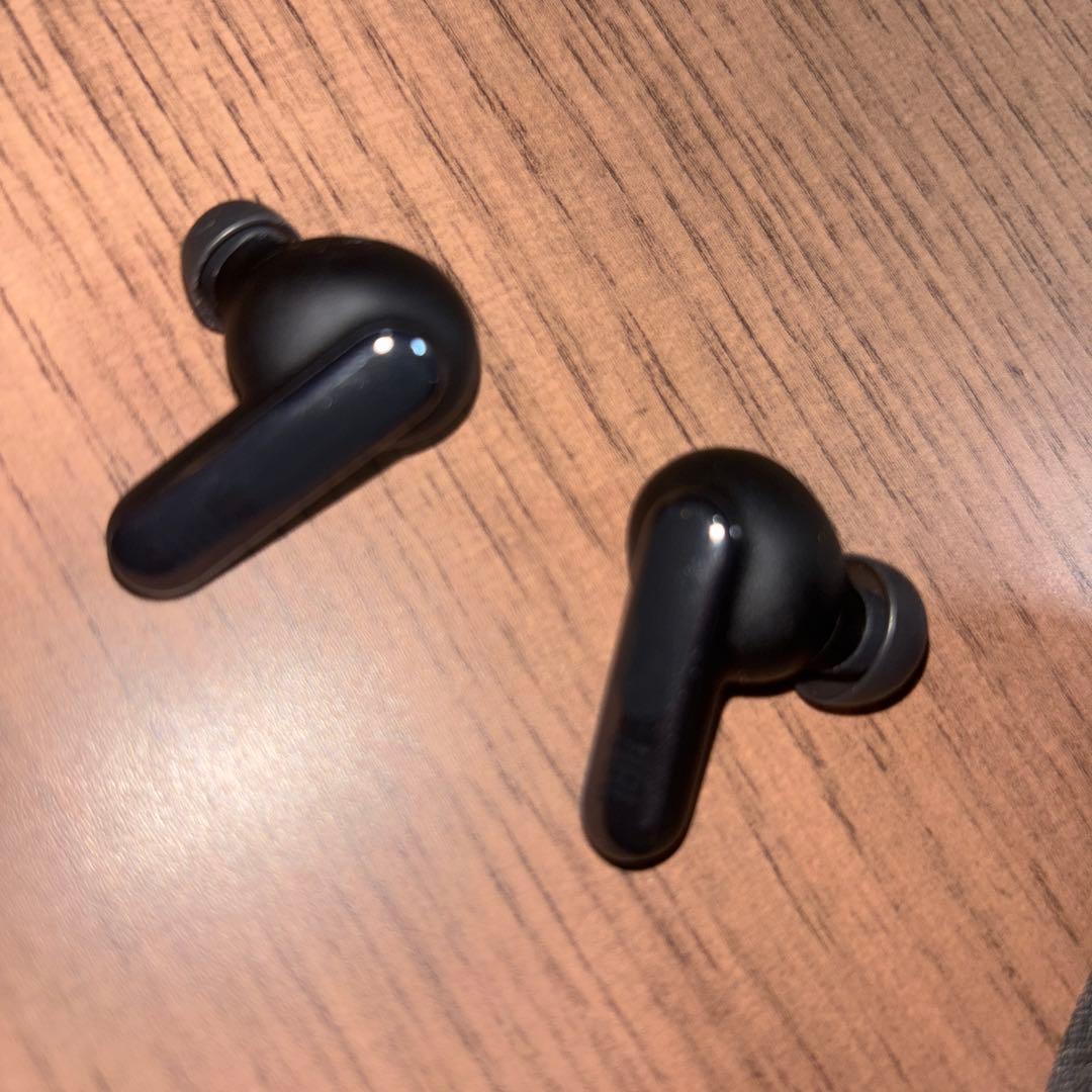 JBL ワイヤレスイヤホン ライブビーム3