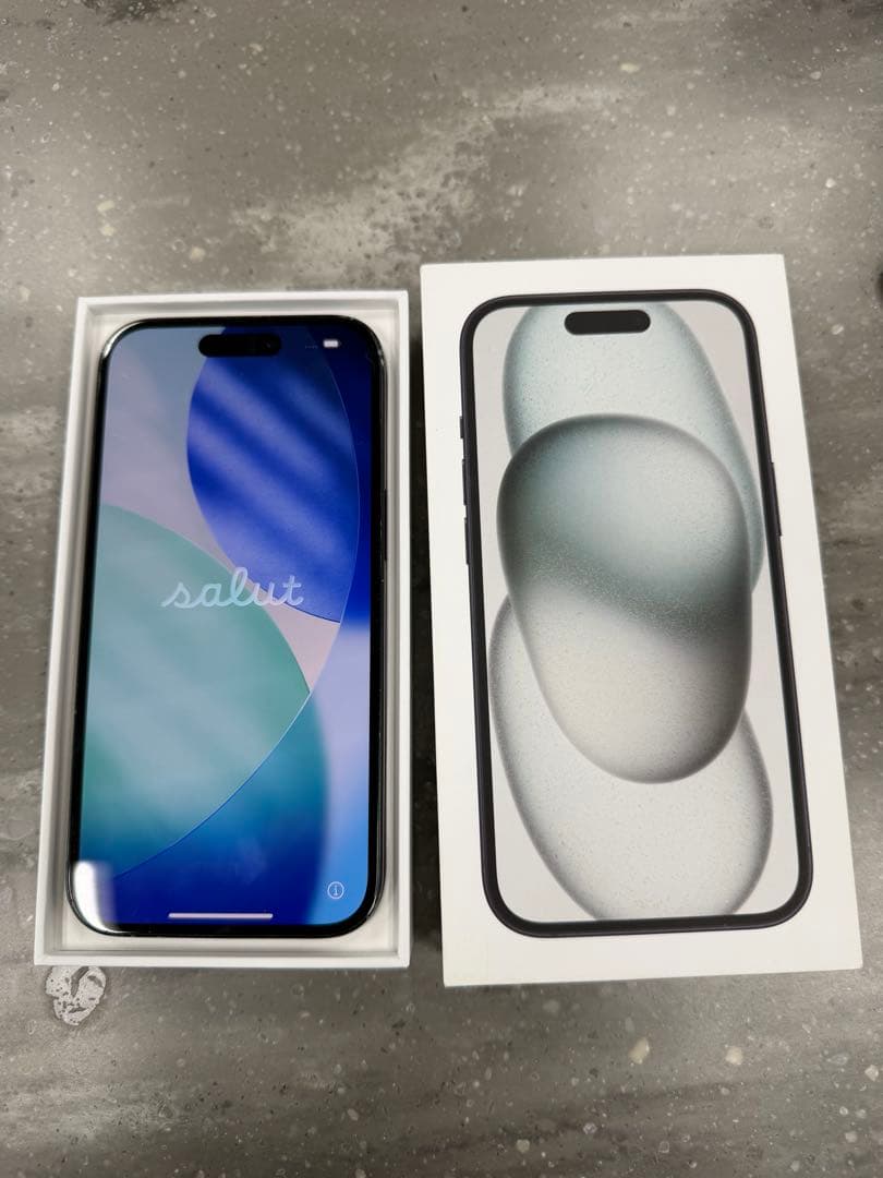 スマートフォン本体 iPhone 15 256GB Black