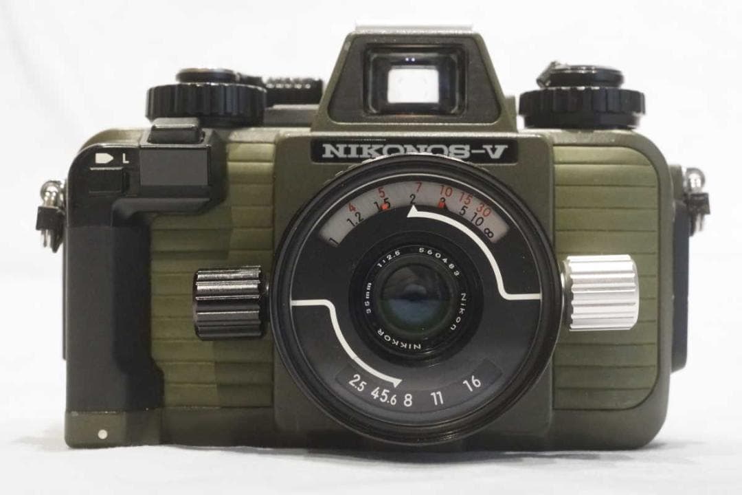 ニコノスV28ミリ2.5付き　クローズアップ装置　バッグ付き　完動品　試写済み