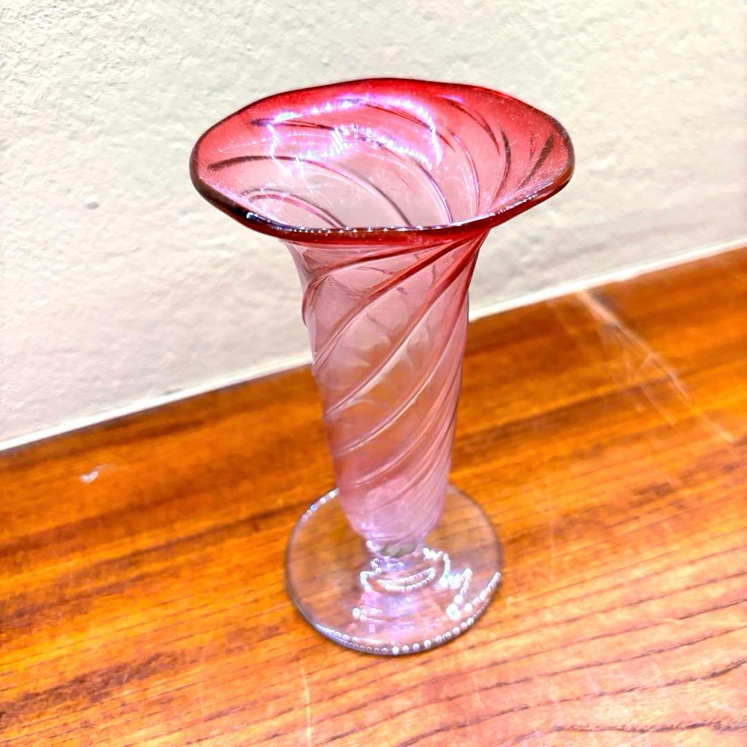大正ガラス　昭和レトロ　戦前　花瓶　和ガラス　ウランガラス　年代物　レトロガラス