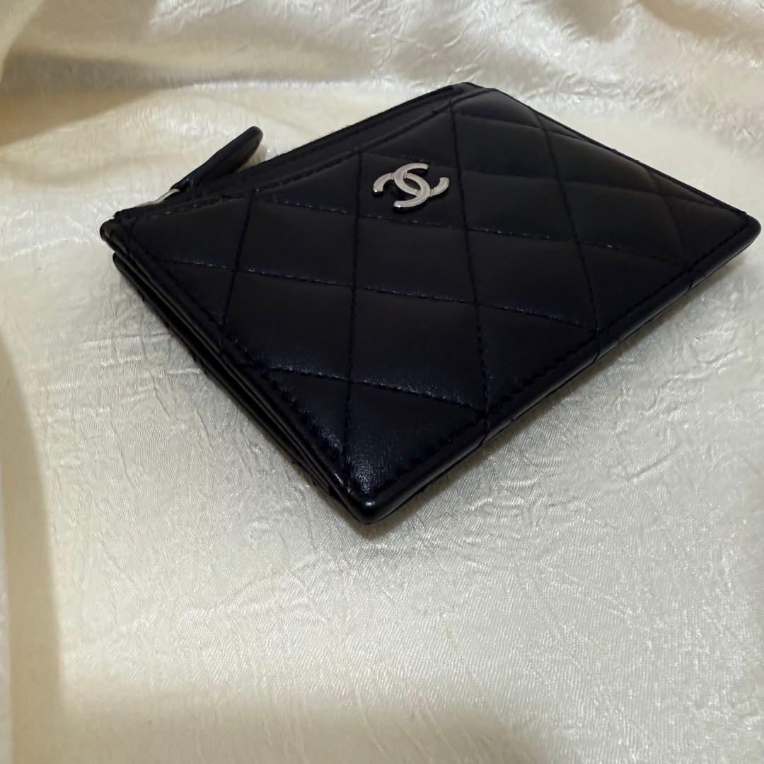 CHANELシャネル ココマーク マトラッセ ラムスキン カードケース 財布