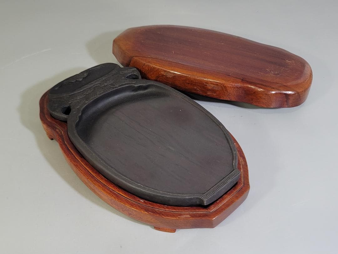 DT584 中国 文房具 端渓壷形 硯 唐木箱付