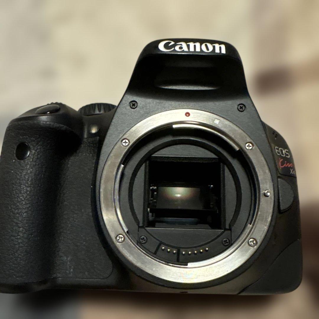 Canon EOS Kiss X4 レンズ4本付き　 ⭐︎カメラ女子初心者向け⭐︎