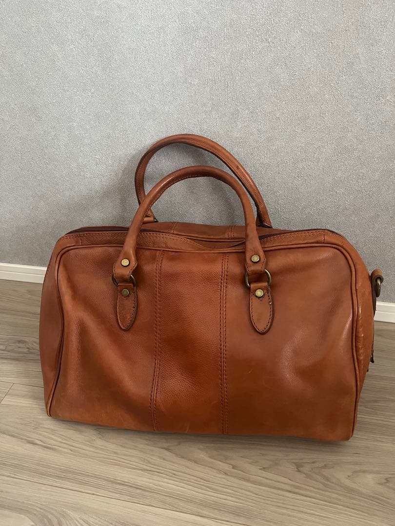 【、】イタリア製　革ボストンバッグ