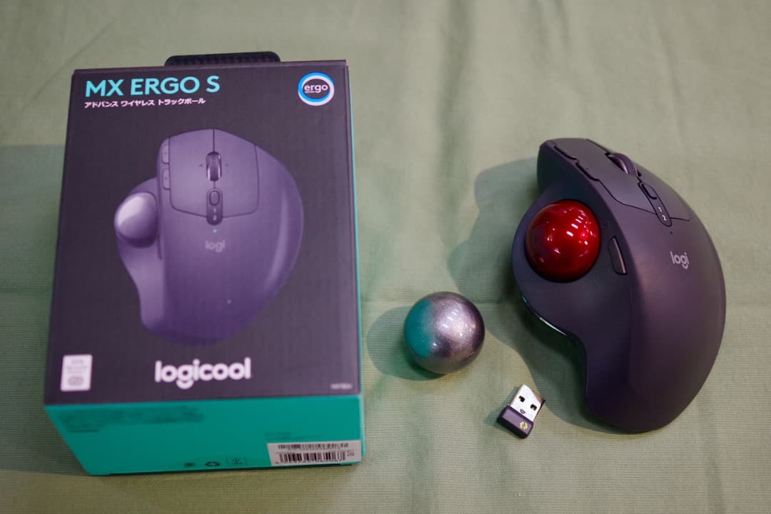 logicool MX ERGO S（赤玉+シルバー）