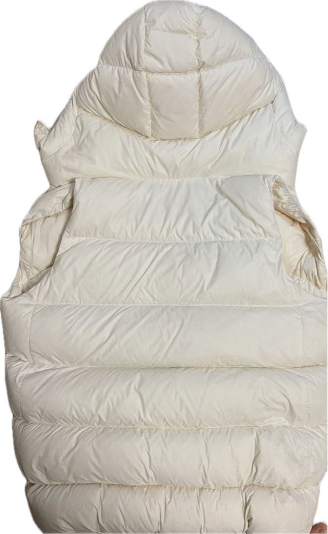 モンクレール　ダウンジャケット　ダウンベスト