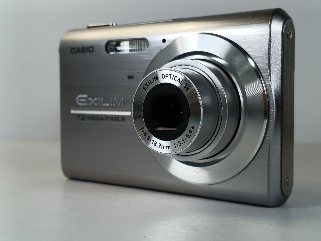 【美品】カシオ EXILIM EX-Z75 デジカメ 付属品多 バッテリー新品