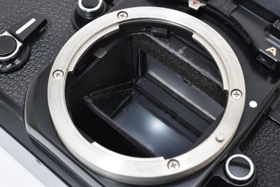 Nikon F2 フィルムカメラ レンズキャップ付き