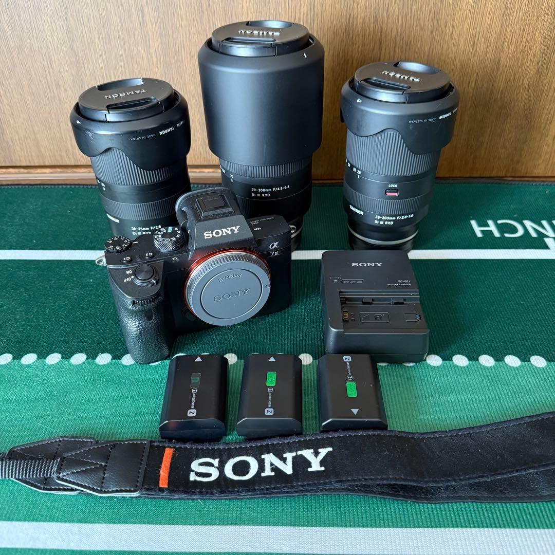 Sony α7 Ⅲ ミラーレスカメラ 3本レンズ付き
