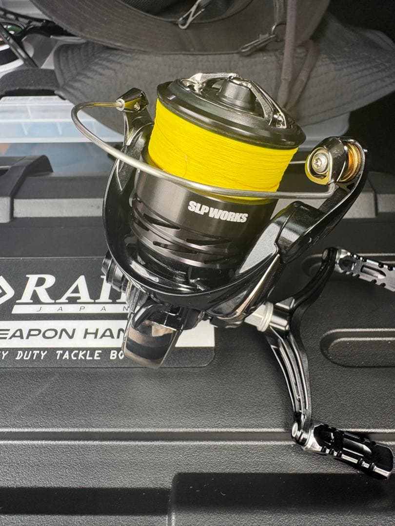 ダイワ　レガリス1000s-p ブラックカスタム