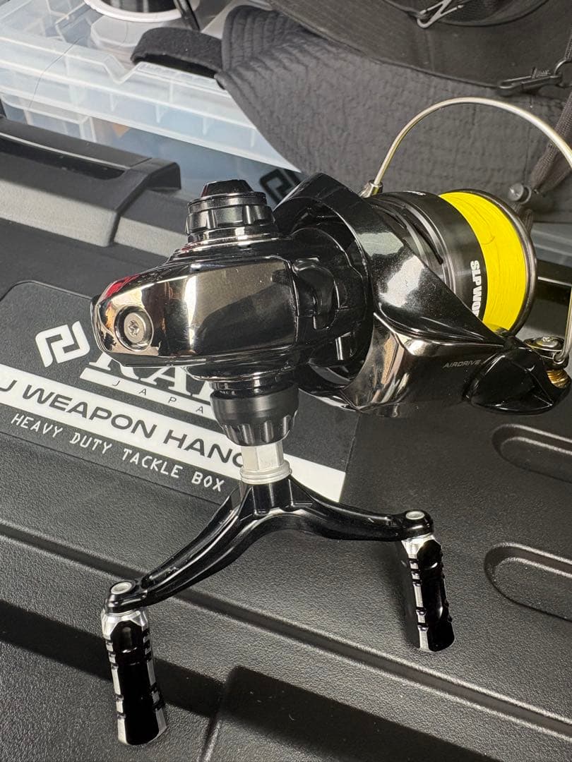 ダイワ　レガリス1000s-p ブラックカスタム