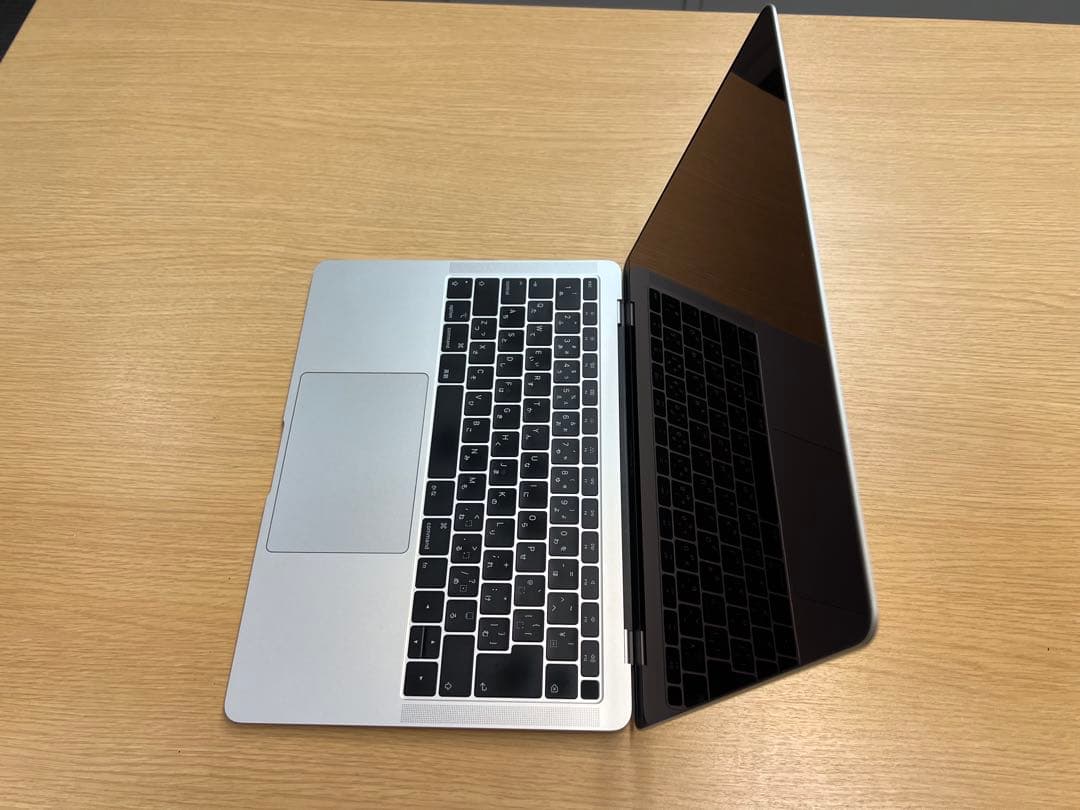Apple MacBook Air 16GB/256GBシルバー 本体