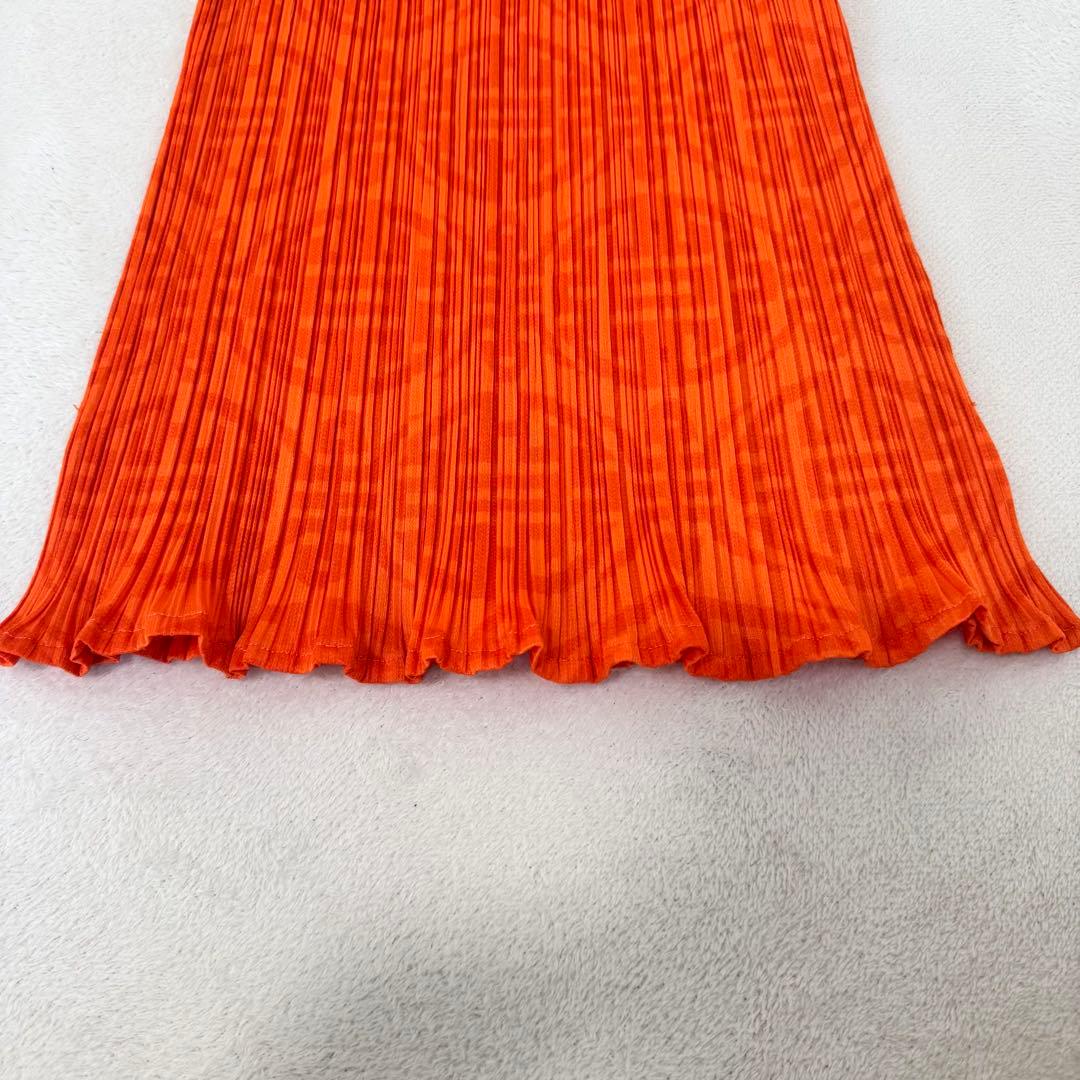 美品✨PLEATS PLEASE プリーツ　ノースリーブ　オレンジ　柄入り