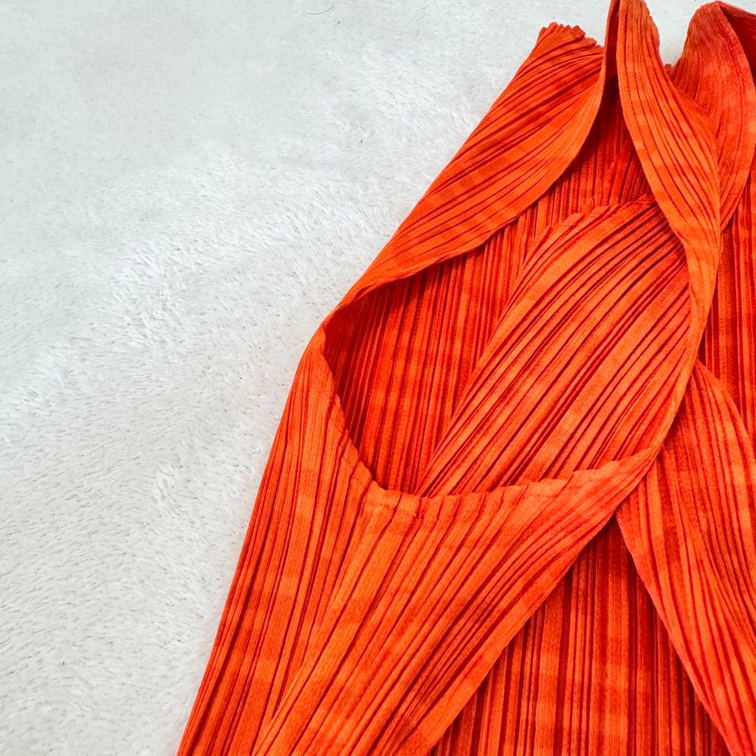 美品✨PLEATS PLEASE プリーツ　ノースリーブ　オレンジ　柄入り