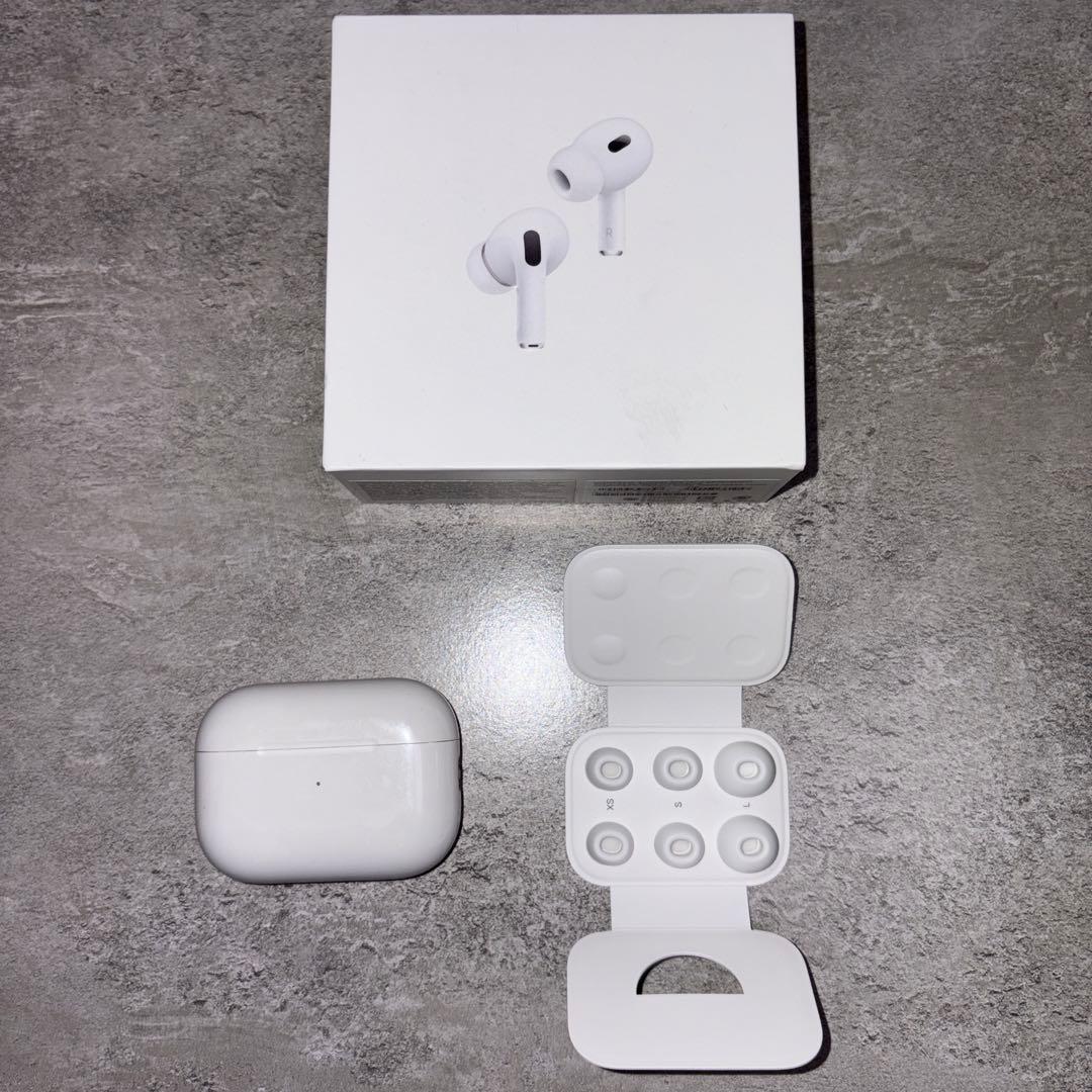 Apple AirPodsPro2 本体 充電ケース付き