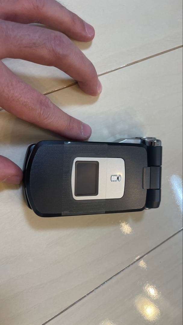 ★【未使用】P900iv クラウドブラック