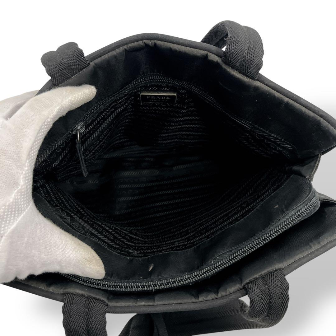 PRADA ハンドバッグ　三角ロゴ　トートバッグ　黒　テスートナイロン　y2k