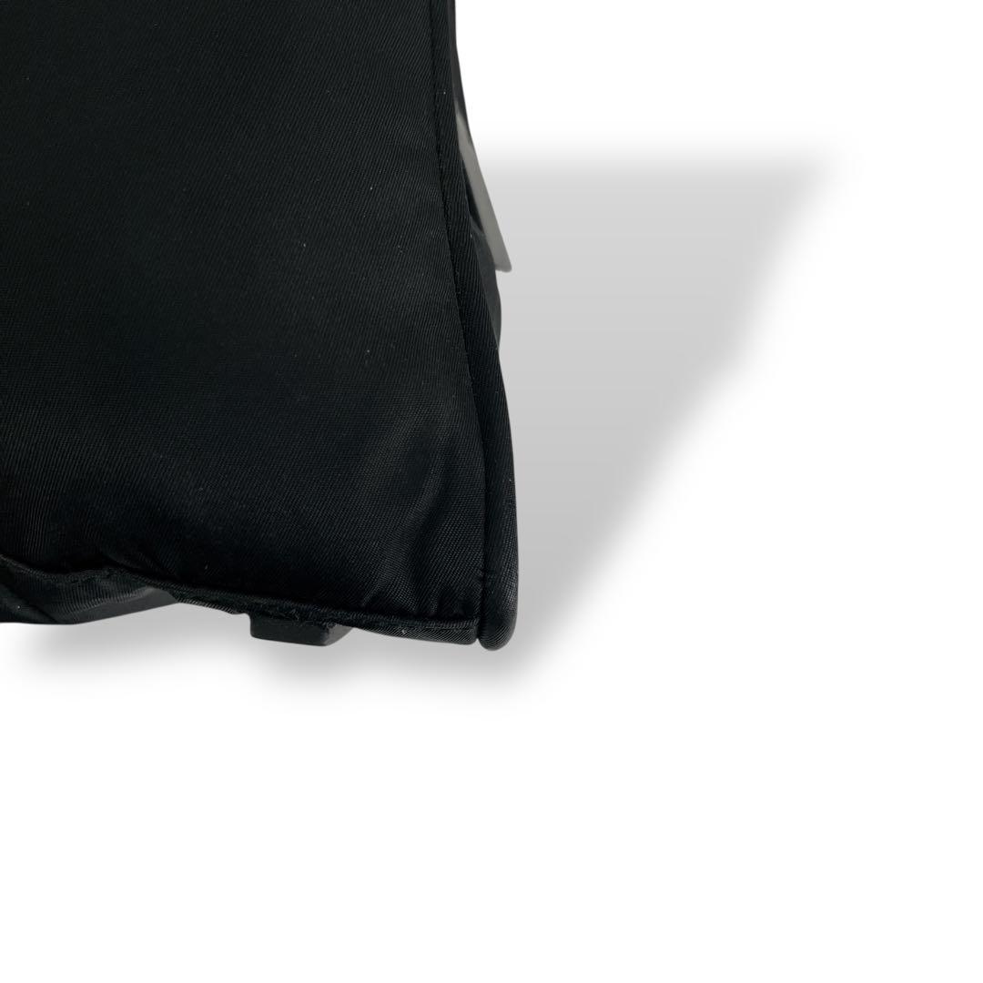 PRADA ハンドバッグ　三角ロゴ　トートバッグ　黒　テスートナイロン　y2k