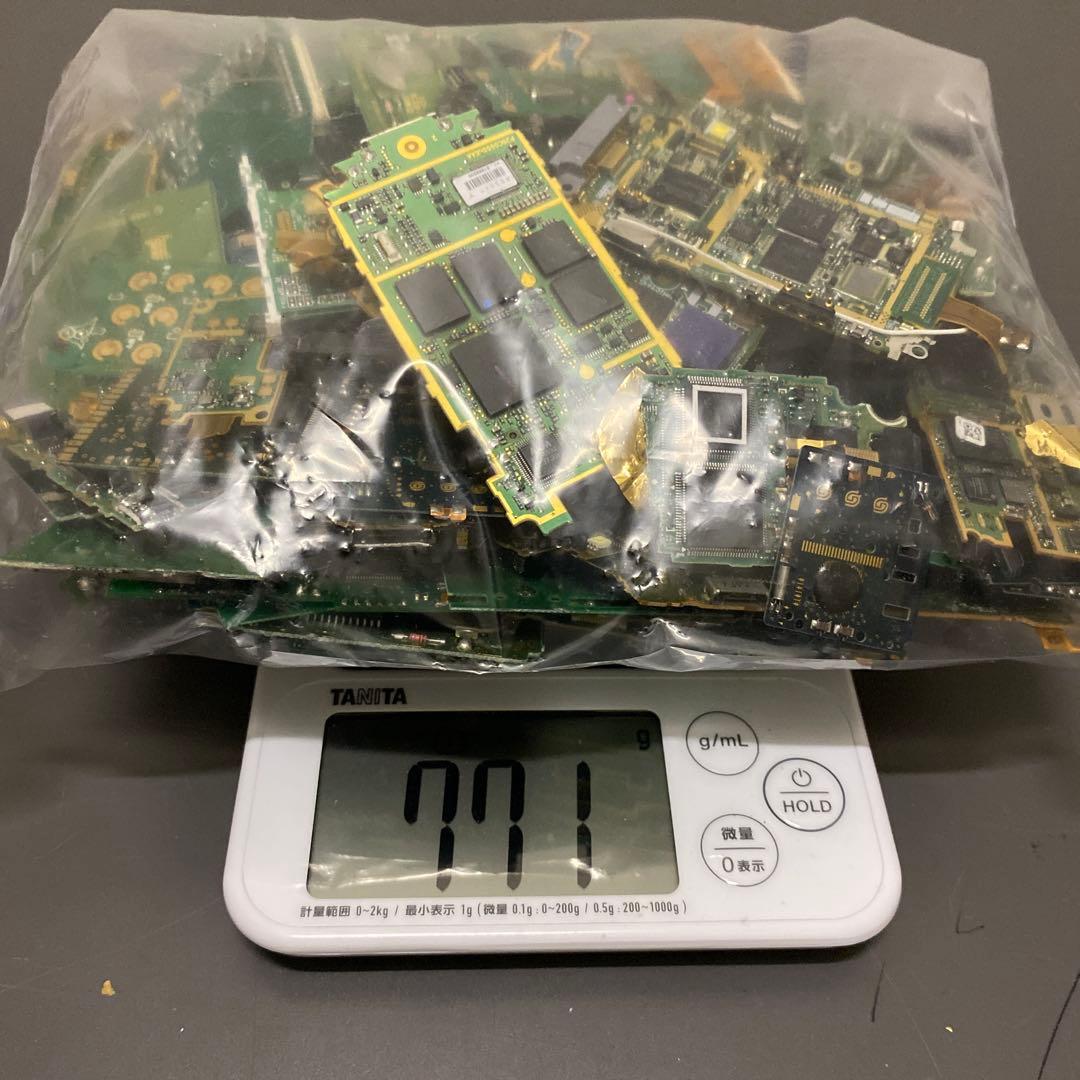 都市鉱山　ガラケー・スマホ・基盤類等