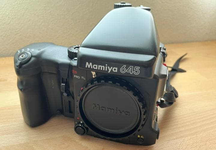 MAMIYA645 PRO TLボディ