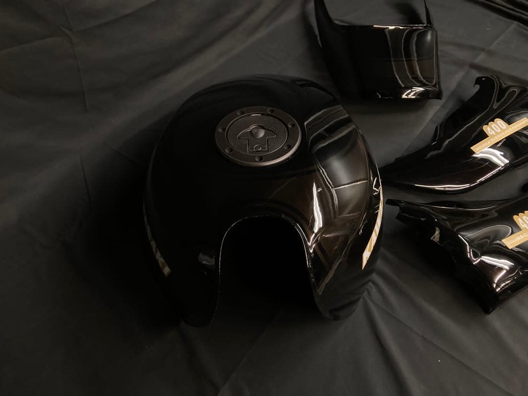 ゴースト火の玉　ゼファーχ タンク　Z2仕様外装　サイドカバー　テール　セット