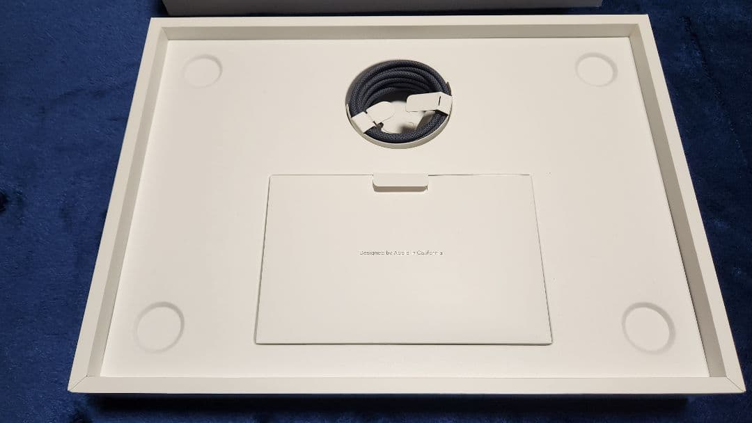 【極美品・保証付】MacBook Air M2 (2022) 16GB USキー