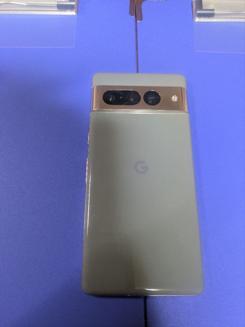 Google Pixel 7 Pro + ケース2つ + Pixel Watch