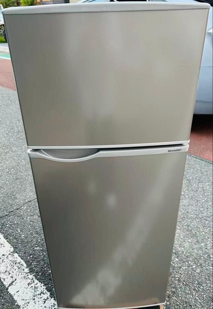 中古美品 2021年製シャープ 2ドア冷凍冷蔵庫