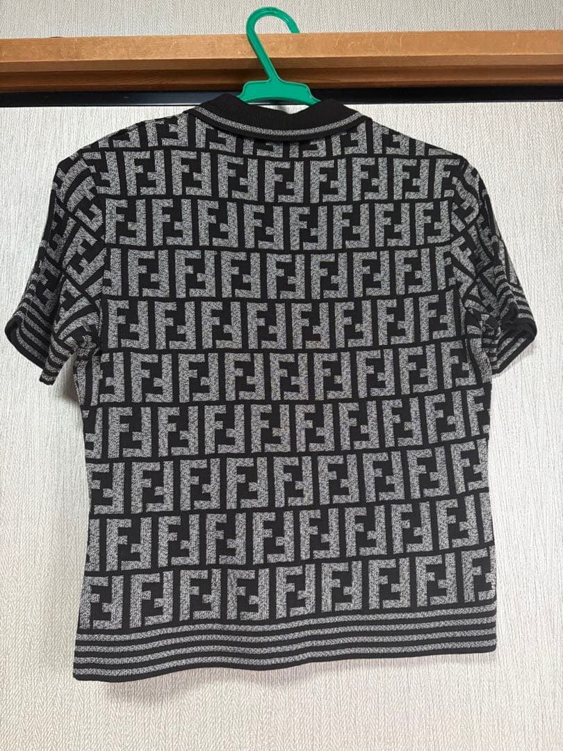 FENDI トップス