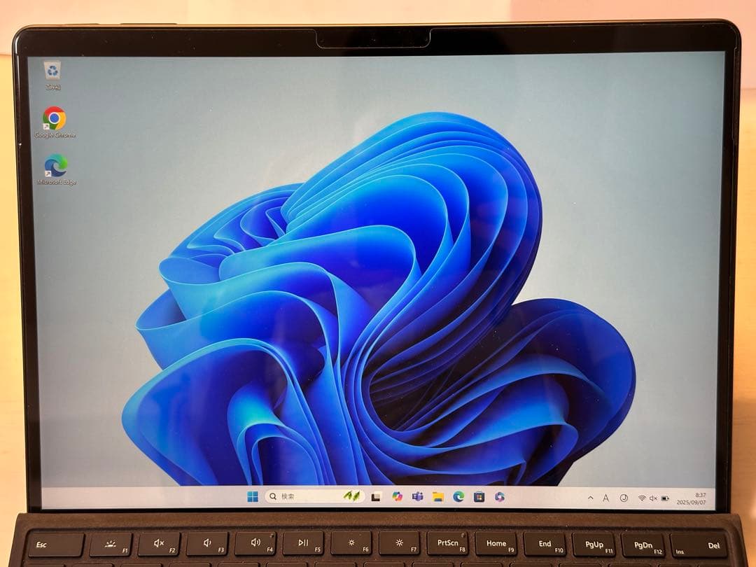 Surface Pro 9 i5 8GB 256GB 本体ケース