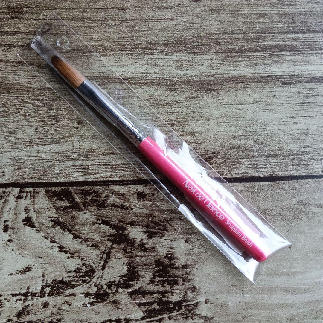 スカルプチュアブラシ　ネイルデダンス