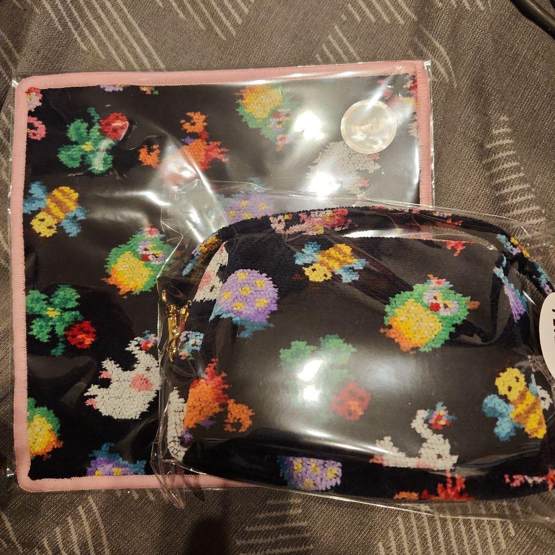 神崎恵　FEILER フェイラーファンキーフォーチュン ハンカチ 手付きポーチ