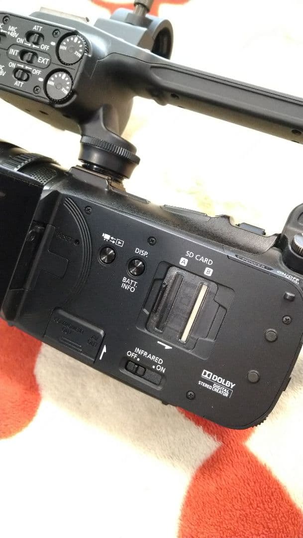 2037✡　Canon XA10 業務用ビデオカメラ本体