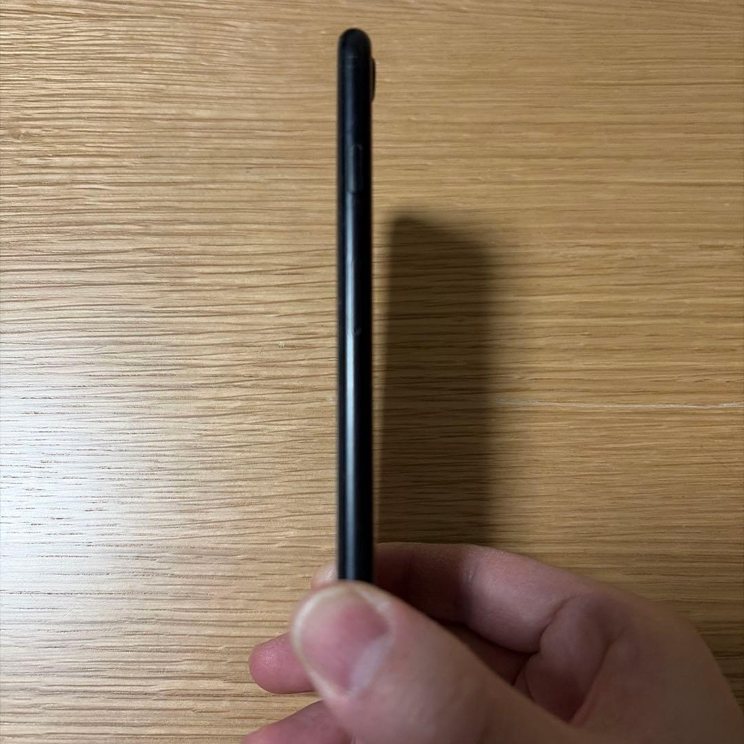 【SIMロック解除済】iPhone SE 第2世代 64GB 黒 本体のみ