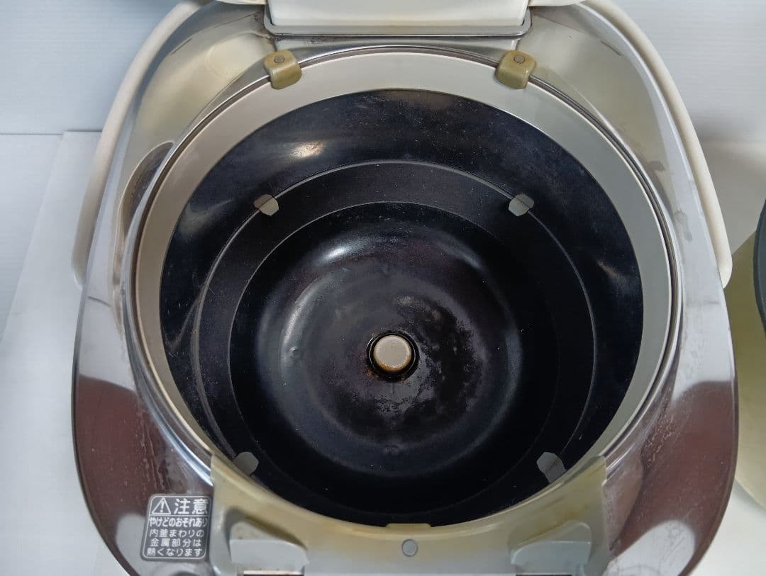 TOSHIBA 炊飯器 RC-18YQC 10合炊き