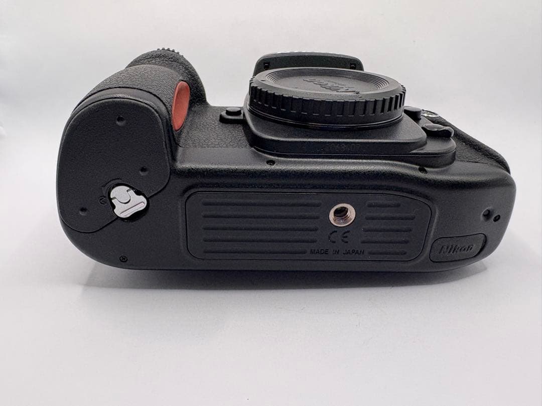 フィルムカメラ Nikon F100