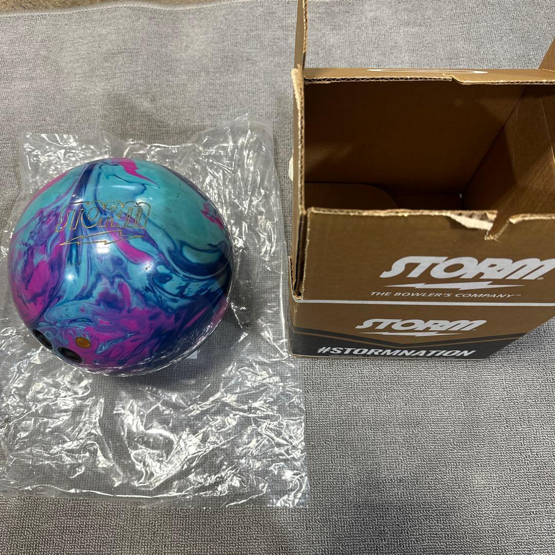 STORM PHYSIX ボウリングボール