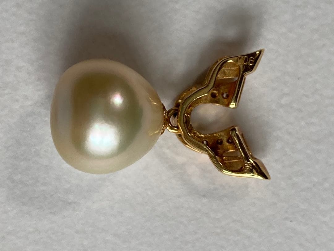 ペンダントトップ　パール　k18 ダイヤモンド