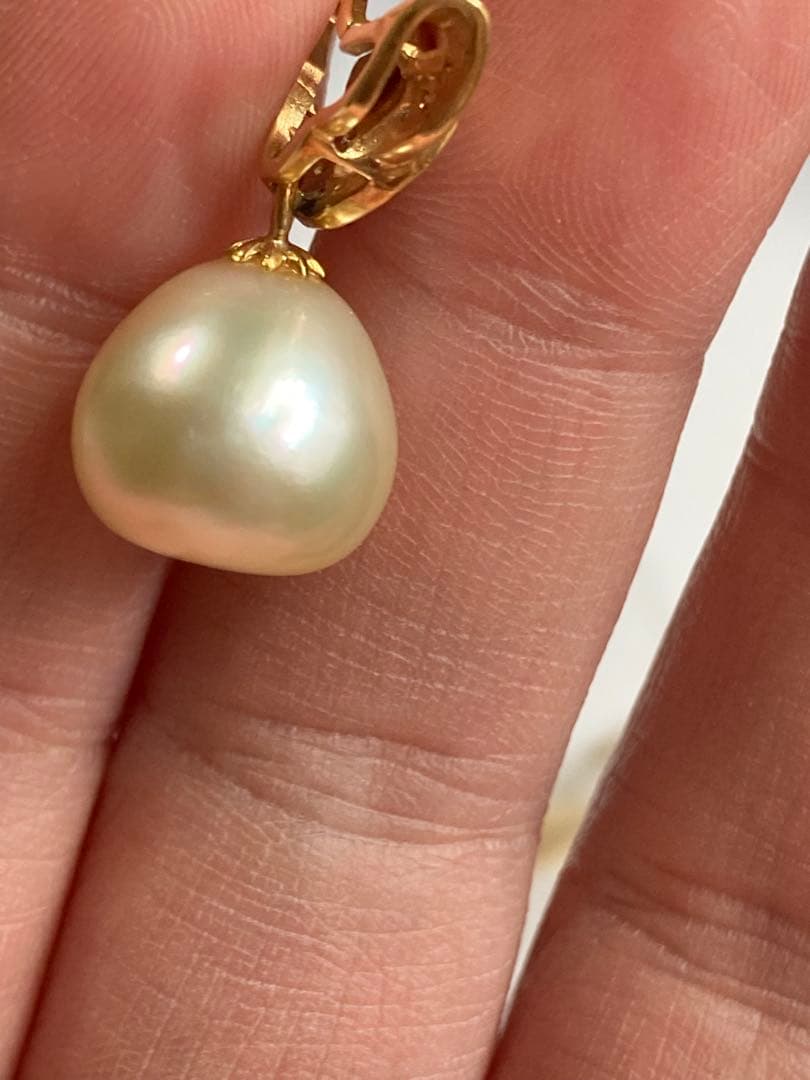 ペンダントトップ　パール　k18 ダイヤモンド