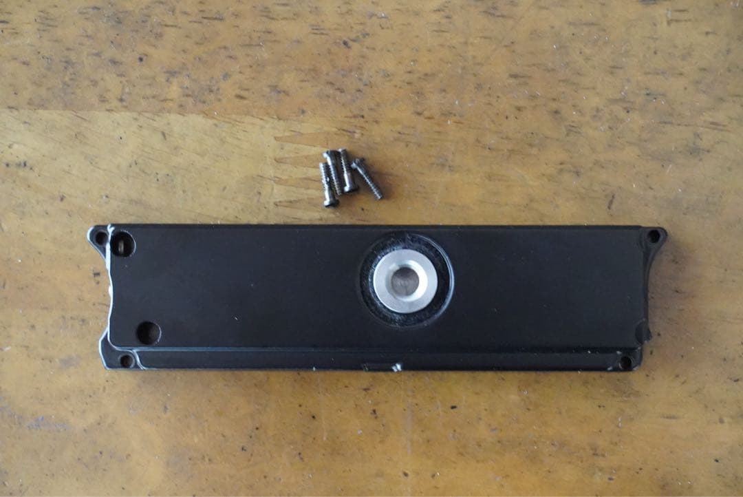 ニコンFモータードライブ用底板（シーソーレバー付き）　美品