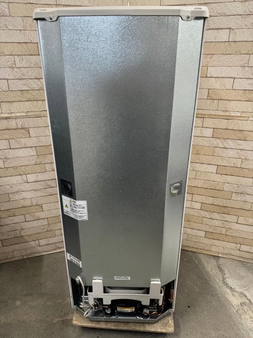 【美品】大阪送料無料★3か月保障★冷蔵庫★2023年★MR-P15H-W★R-5