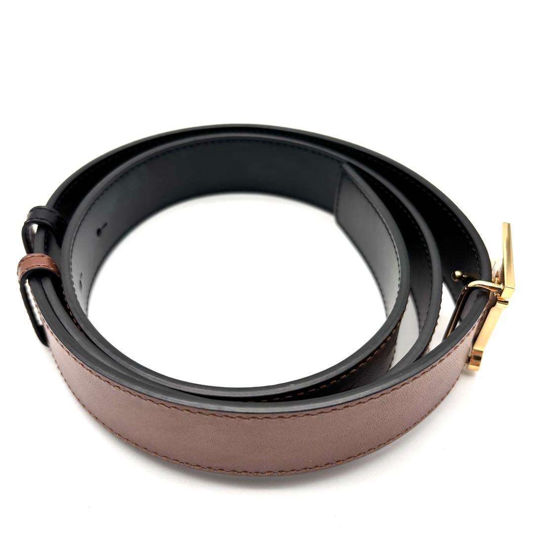 現行・未使用に近い バーバリー リバーシブル 2way 本革 ベルト TB金具