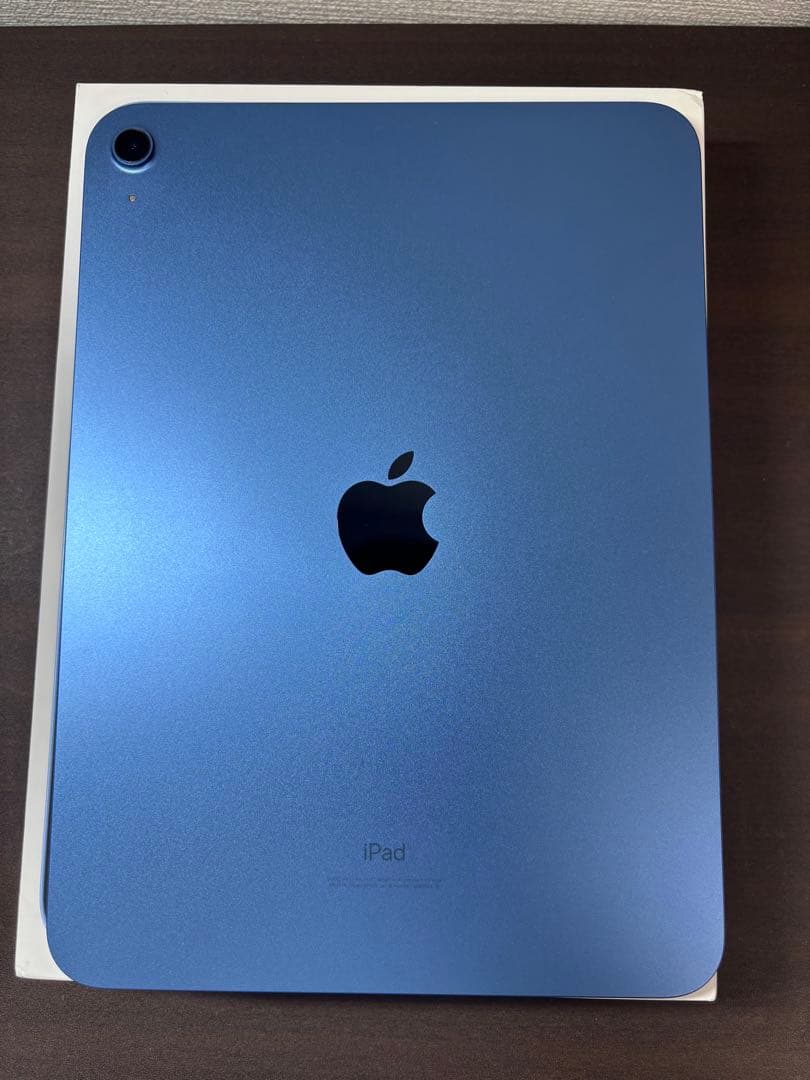 Apple iPad第10世代キーボードケース付き Wi-Fi 64GB ブルー