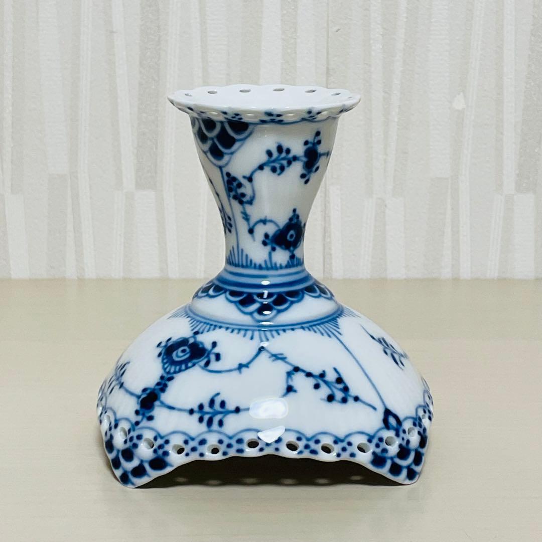 ロイヤルコペンハーゲン ブルーフルーテッド フルレース キャンドルスタンド